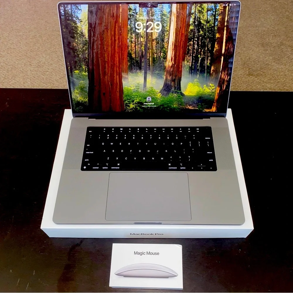 Apple MacBook Pro 16